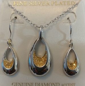 Silver Plated pendant/earring